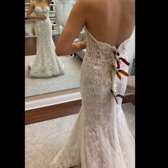 Wedding dress strapless embroidered size 2-4 (new in 2020, prof cleaned) - Picture 3 of 7